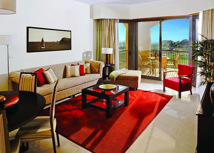 The Residences 아파트 *