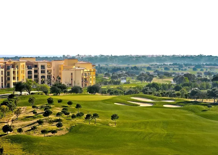 The Residences 아파트